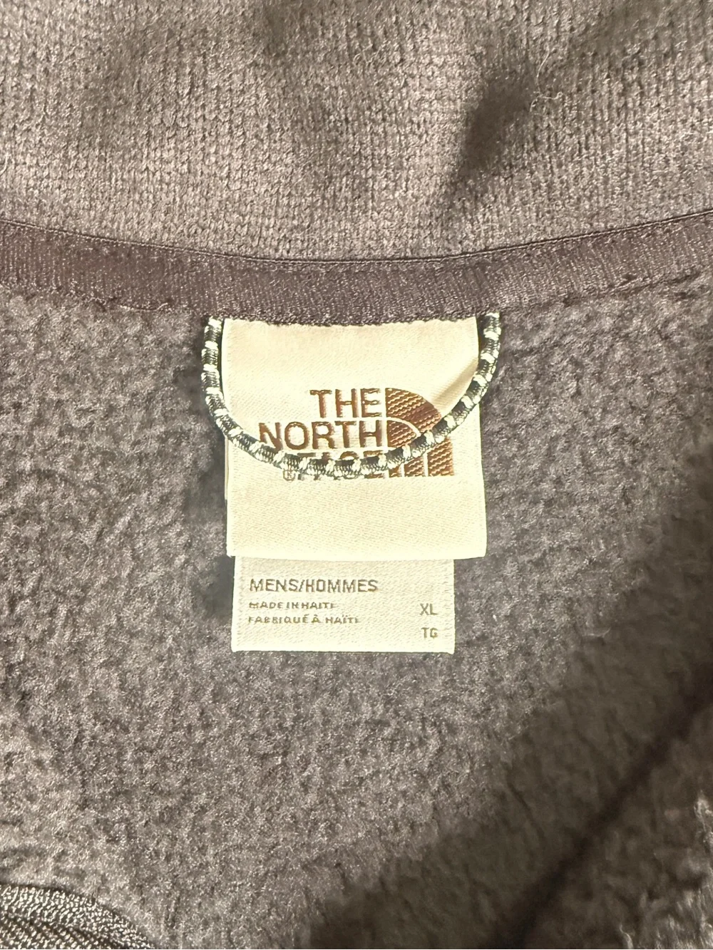 The North Face Men's Charcoal Quarter-Zip Fleece Pullover